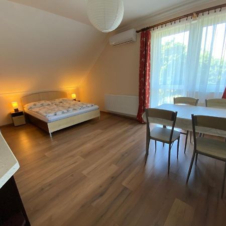 Ferienwohnung Magyar Apartman Iii. Hajdúszoboszló Exterior foto