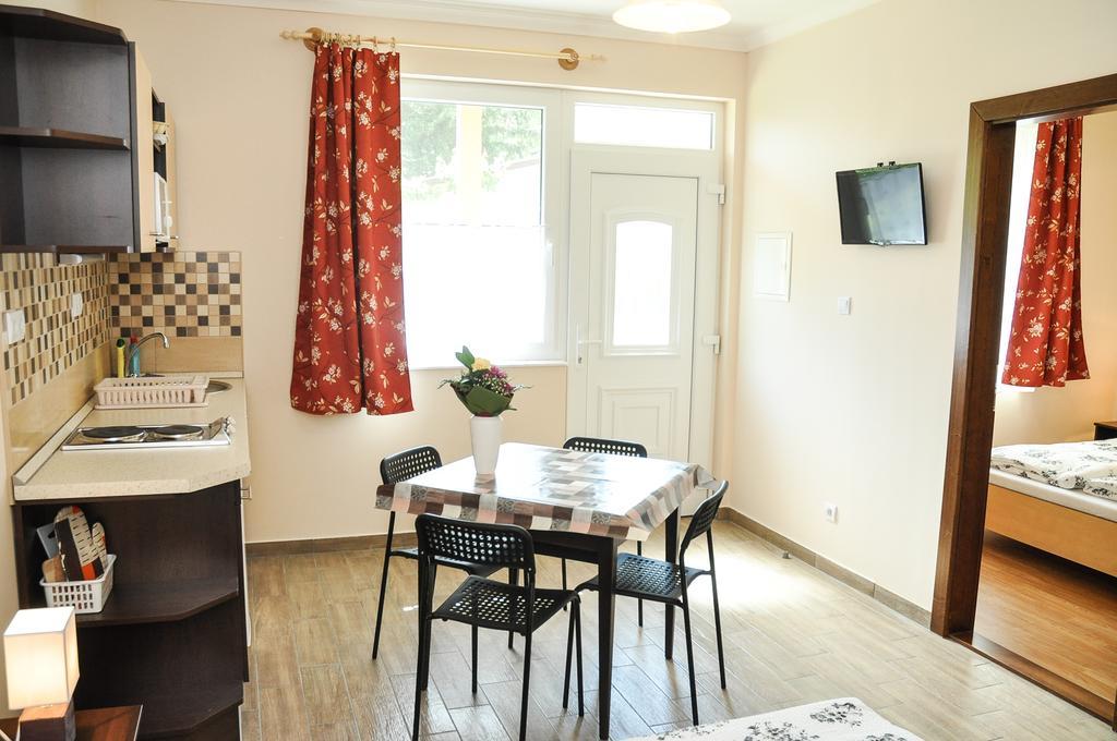 Ferienwohnung Magyar Apartman Iii. Hajdúszoboszló Exterior foto